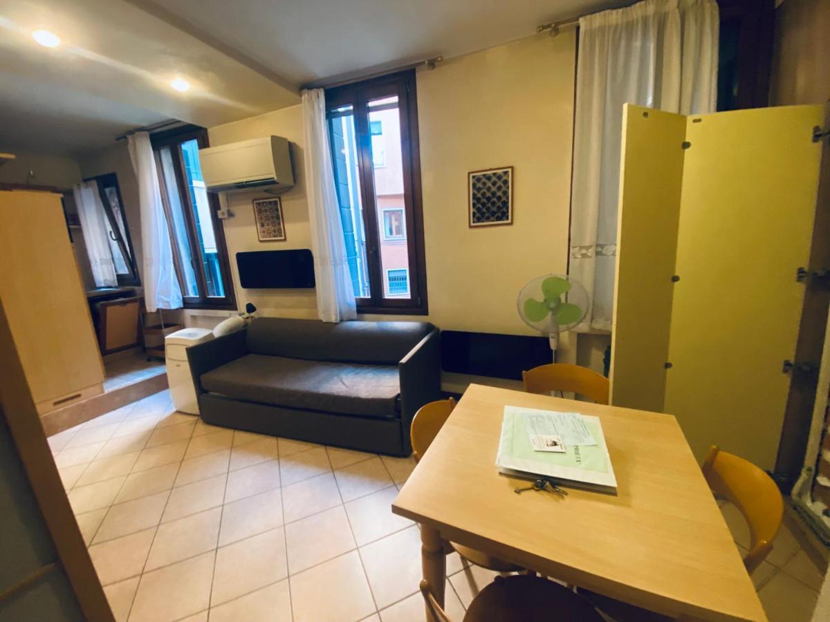 Multiproprieta Venezia Apartment Bagian luar foto