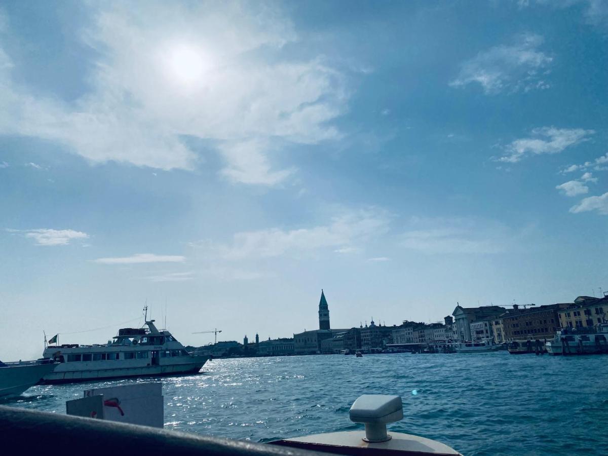 Multiproprieta Venezia Apartment Bagian luar foto