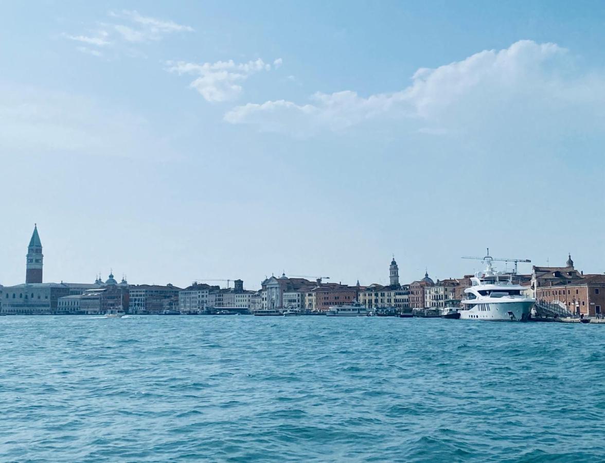 Multiproprieta Venezia Apartment Bagian luar foto