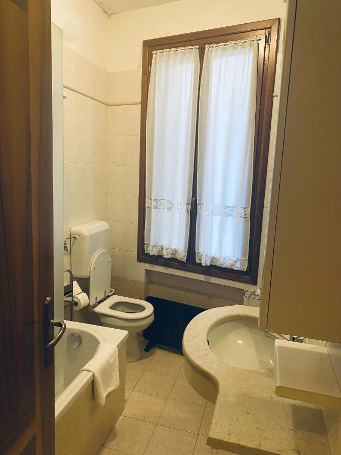 Multiproprieta Venezia Apartment Bagian luar foto
