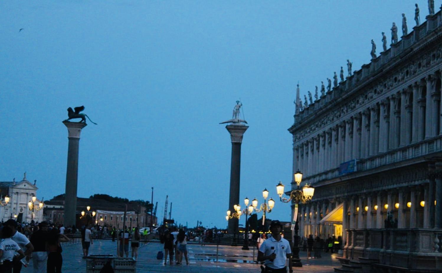 Multiproprieta Venezia Apartment Bagian luar foto